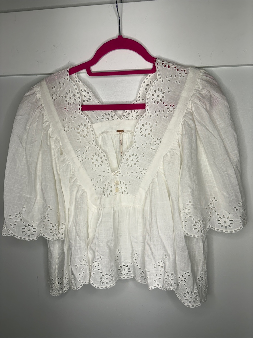 Free People White Eyelet V-Neck Puff Sleeve Top